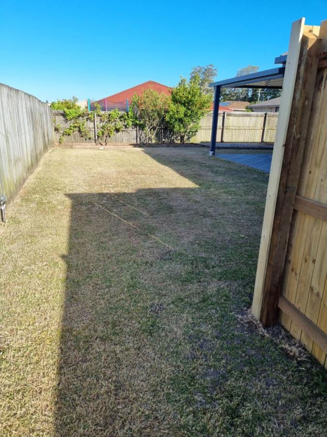 Blk Stays Guest House Deluxe Units Morayfield Екстериор снимка