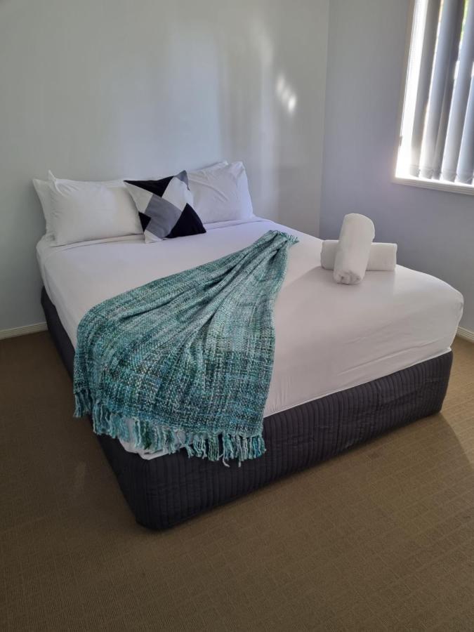 Blk Stays Guest House Deluxe Units Morayfield Екстериор снимка