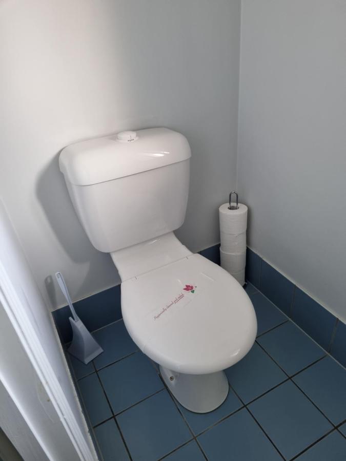 Blk Stays Guest House Deluxe Units Morayfield Екстериор снимка