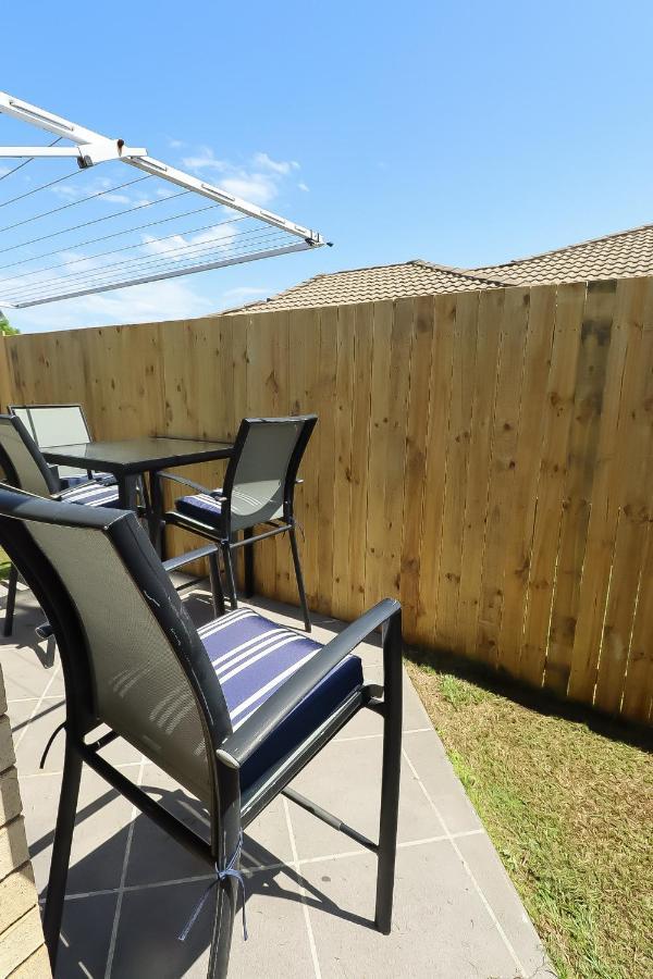 Blk Stays Guest House Deluxe Units Morayfield Екстериор снимка