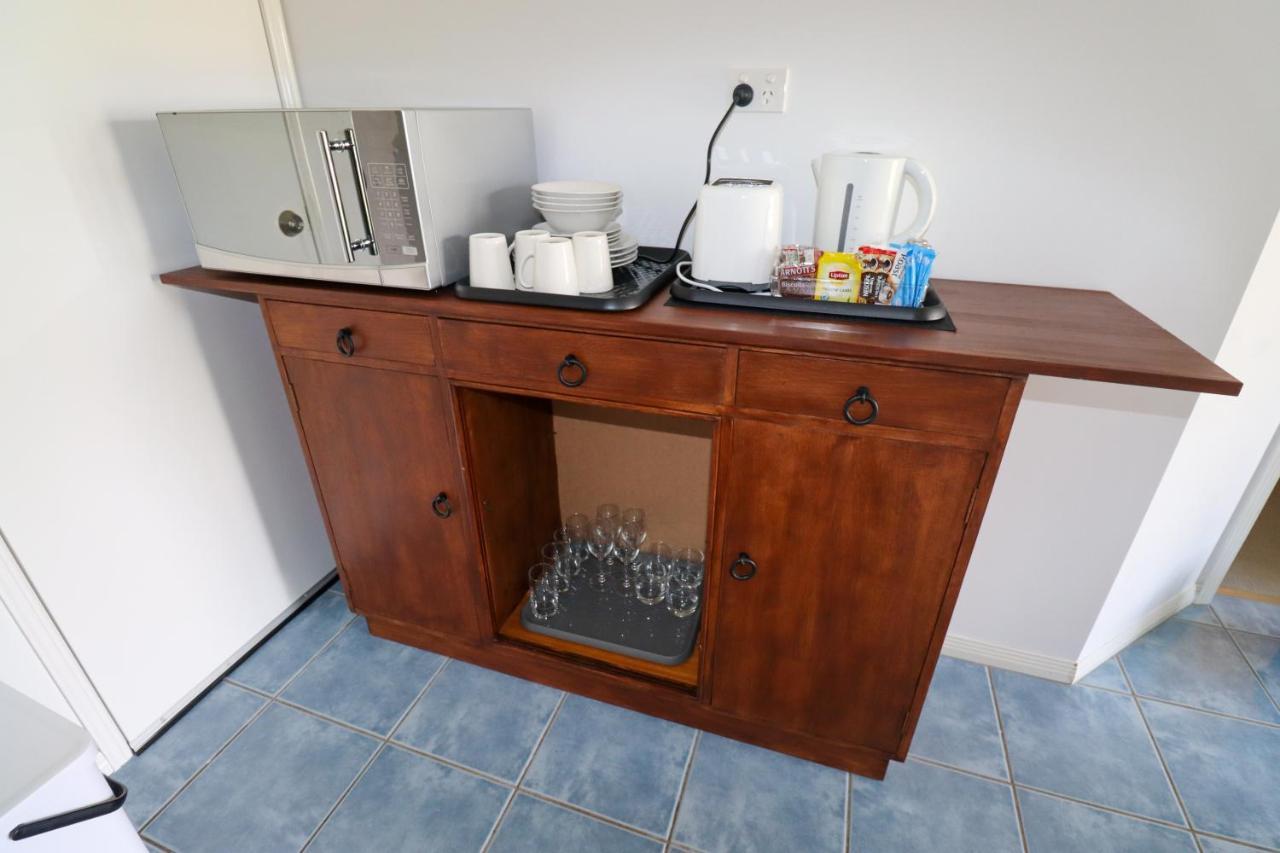 Blk Stays Guest House Deluxe Units Morayfield Екстериор снимка