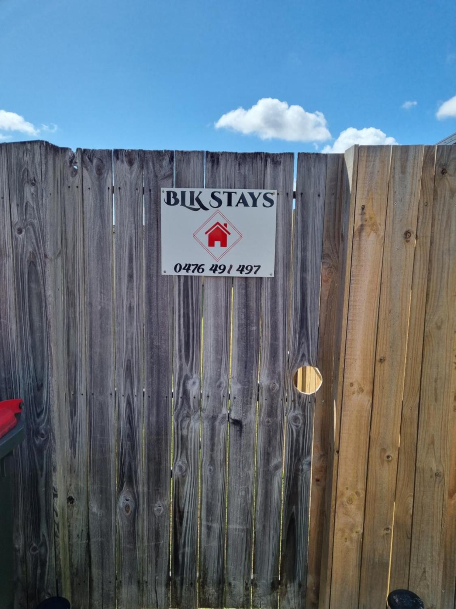 Blk Stays Guest House Deluxe Units Morayfield Екстериор снимка